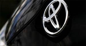 logo toyota